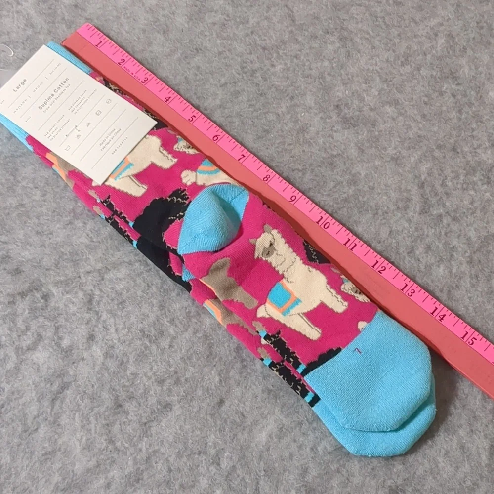 New MeUndies 2 pairs unisex Socks size Large  W 11.5 M 9 supima cotton
